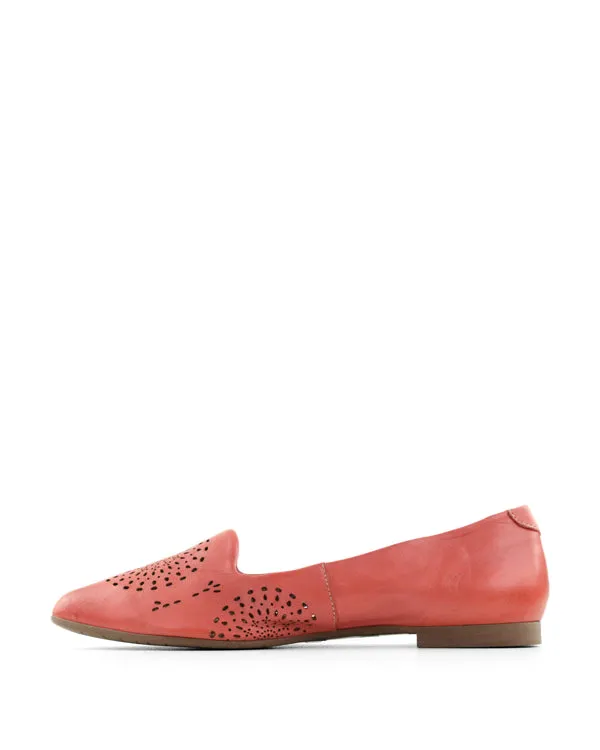 BUENO BOBBY FLAT SHOES