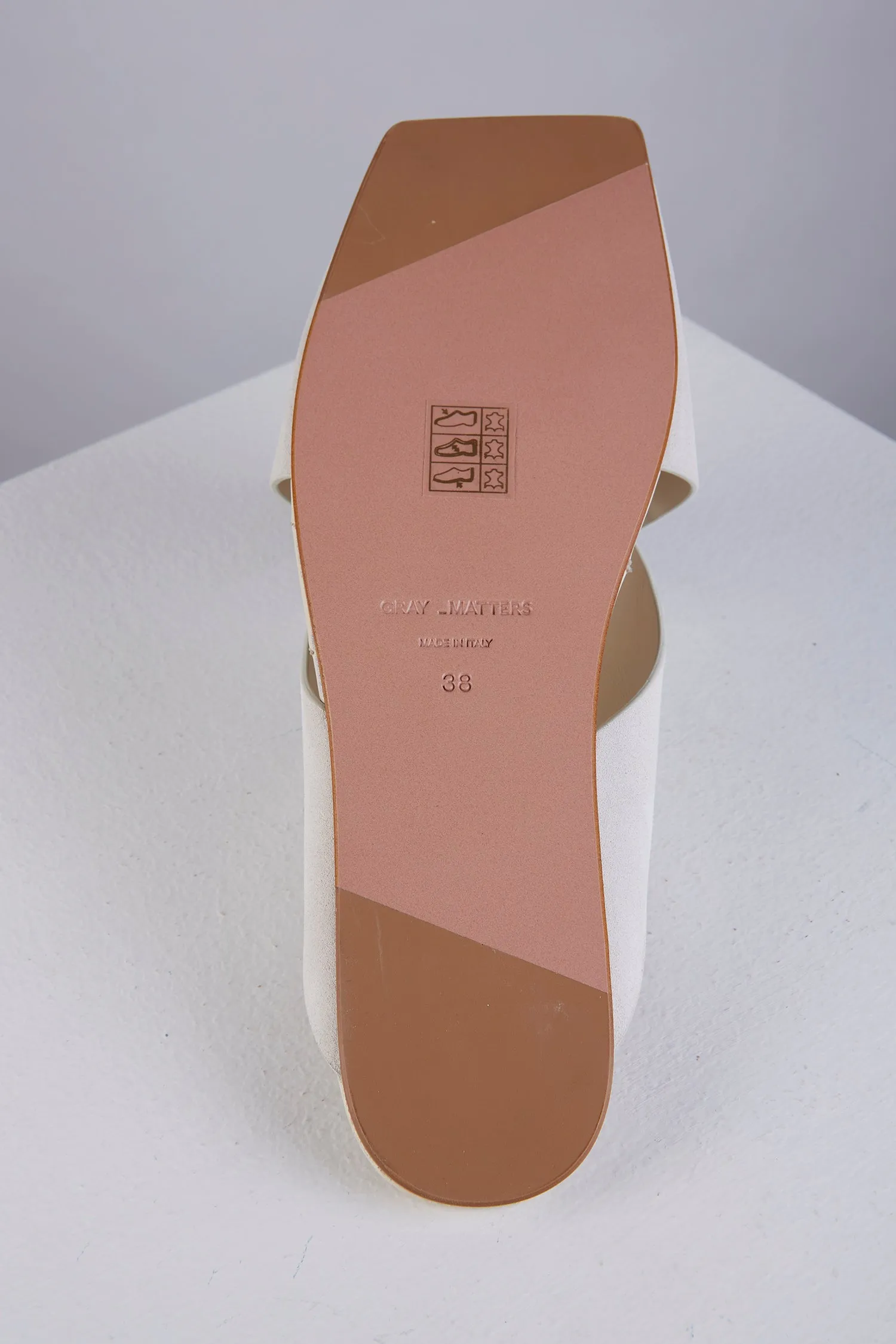 Camilla Sandals in Avorio