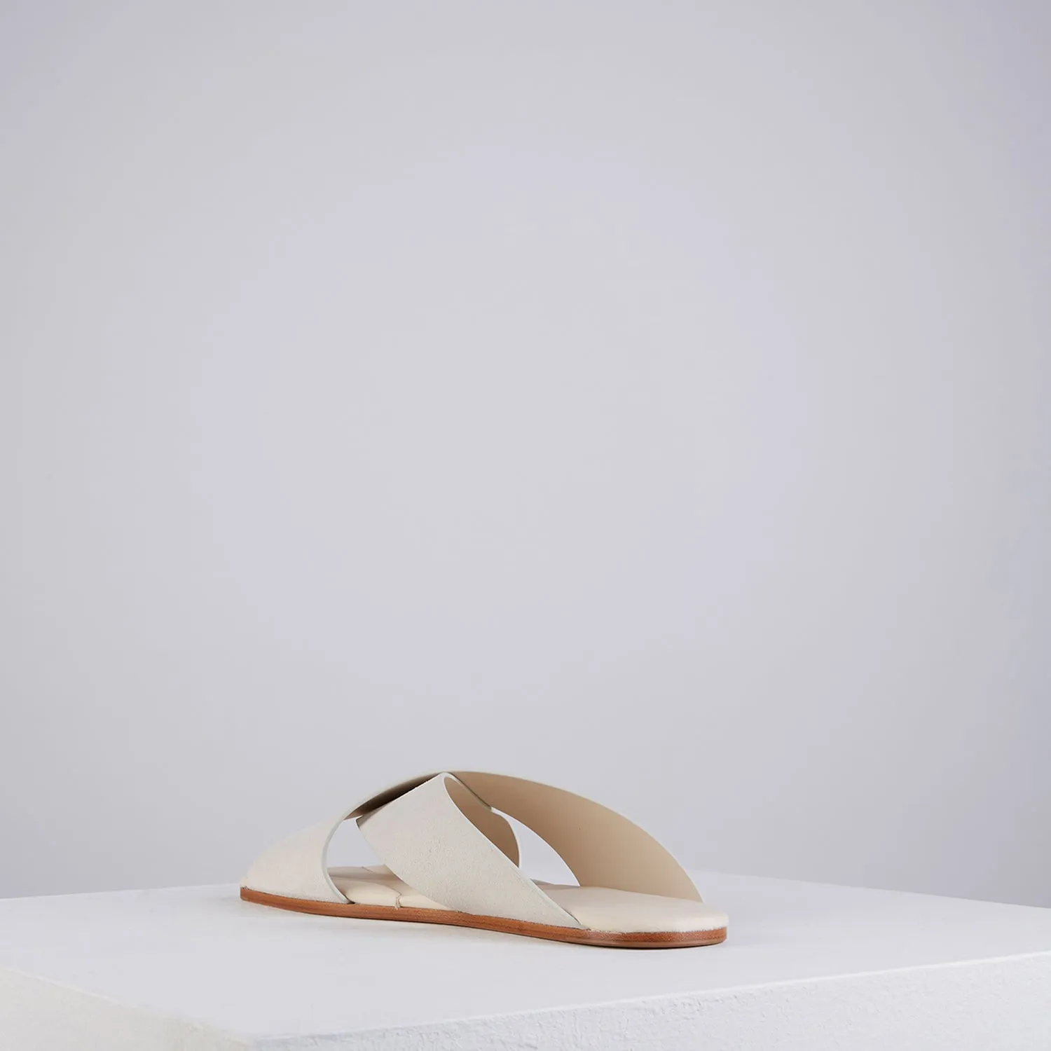 Camilla Sandals in Avorio