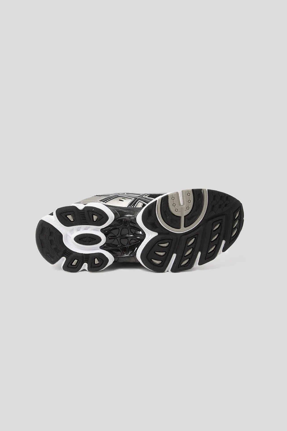 Gel-Nimbus 9 - Frosted Almond / Black