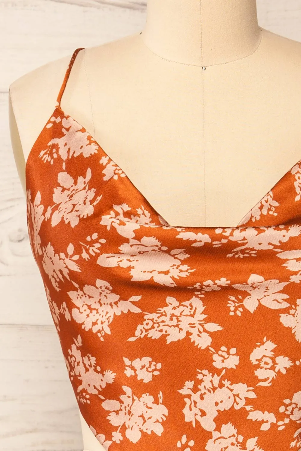 Natey Rust | Floral Lace-Up Back Crop Top