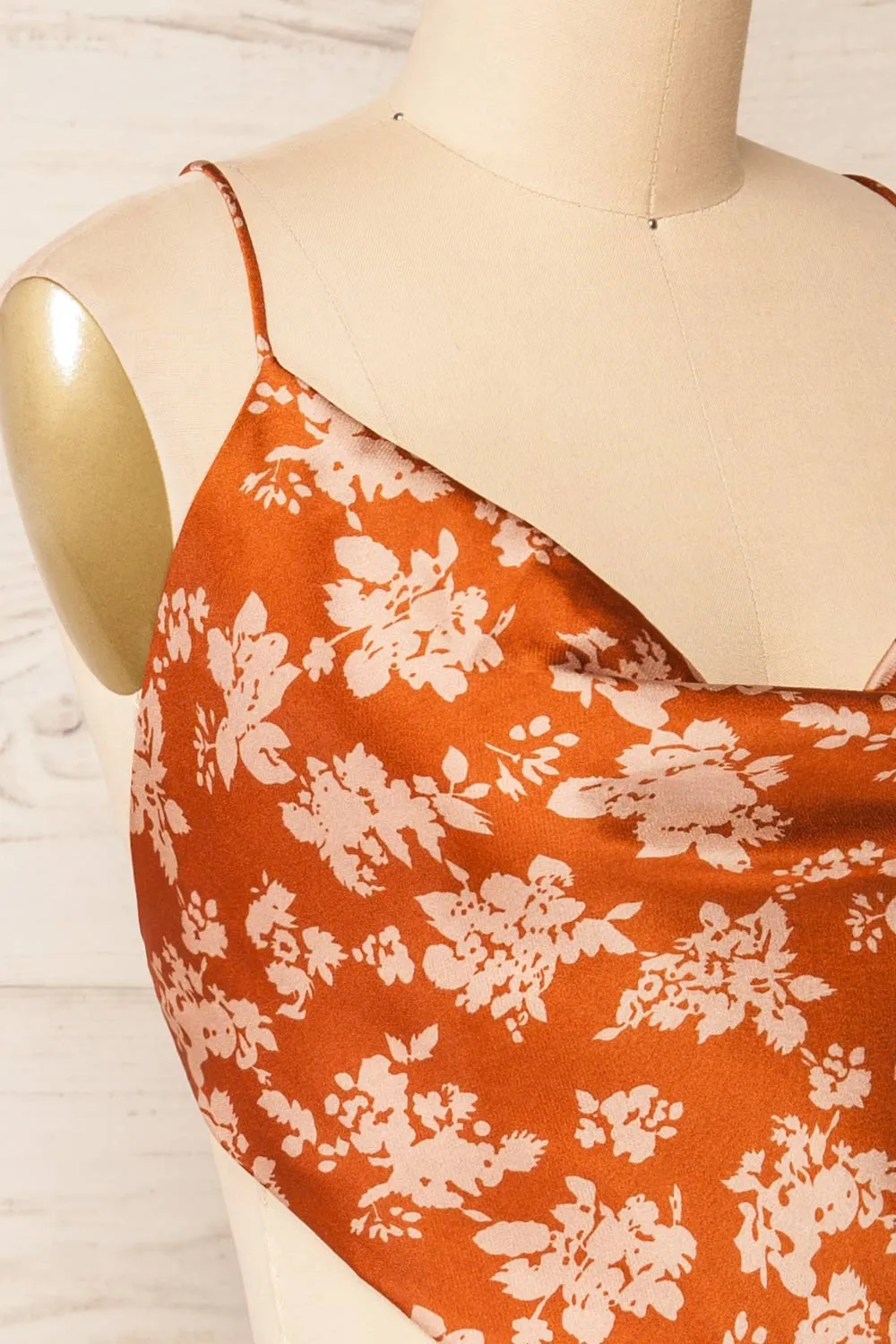Natey Rust | Floral Lace-Up Back Crop Top