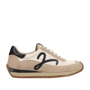 Queen Sneakers