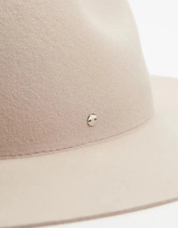 Serena Fedora