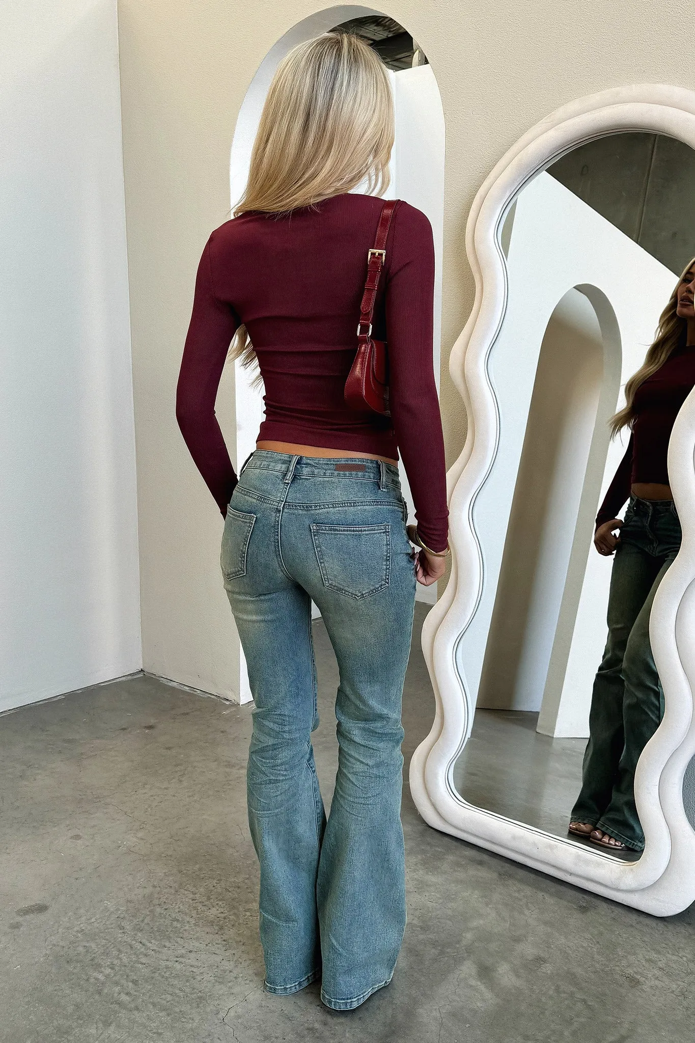 Taylyn Low Rise Jeans - Faded Denim
