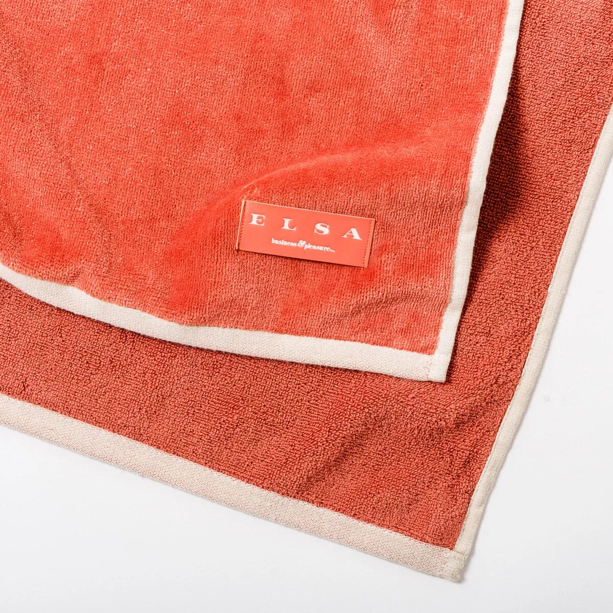 The Beach Blanket - Elsa Red