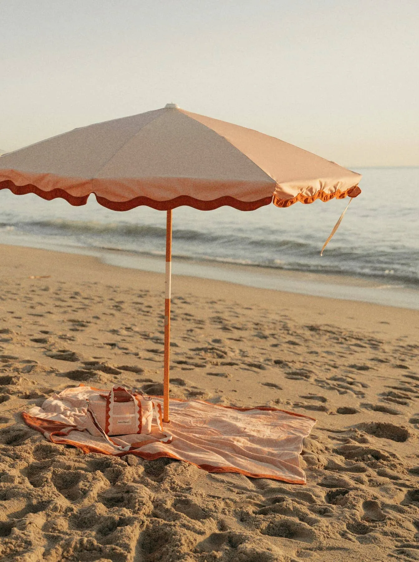 The Beach Blanket - Rivie Pink