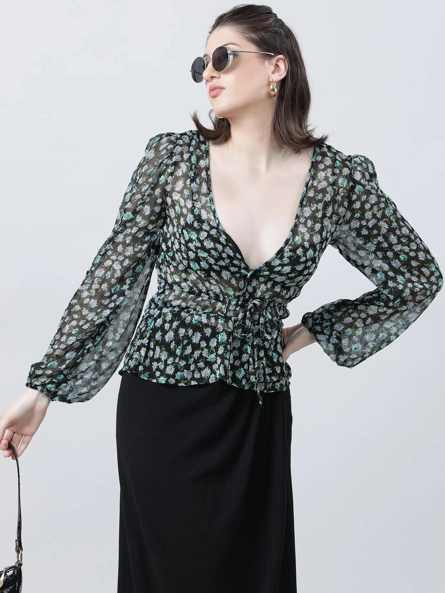Women Relaxed Fit Printed V Neck Green Top