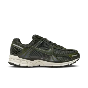 WOMENS NIKE ZOOM VOMERO 5 "DARK SEQUOIA/CARGO KHAKI"