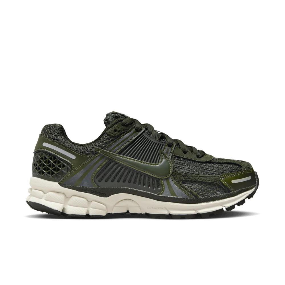WOMENS NIKE ZOOM VOMERO 5 "DARK SEQUOIA/CARGO KHAKI"
