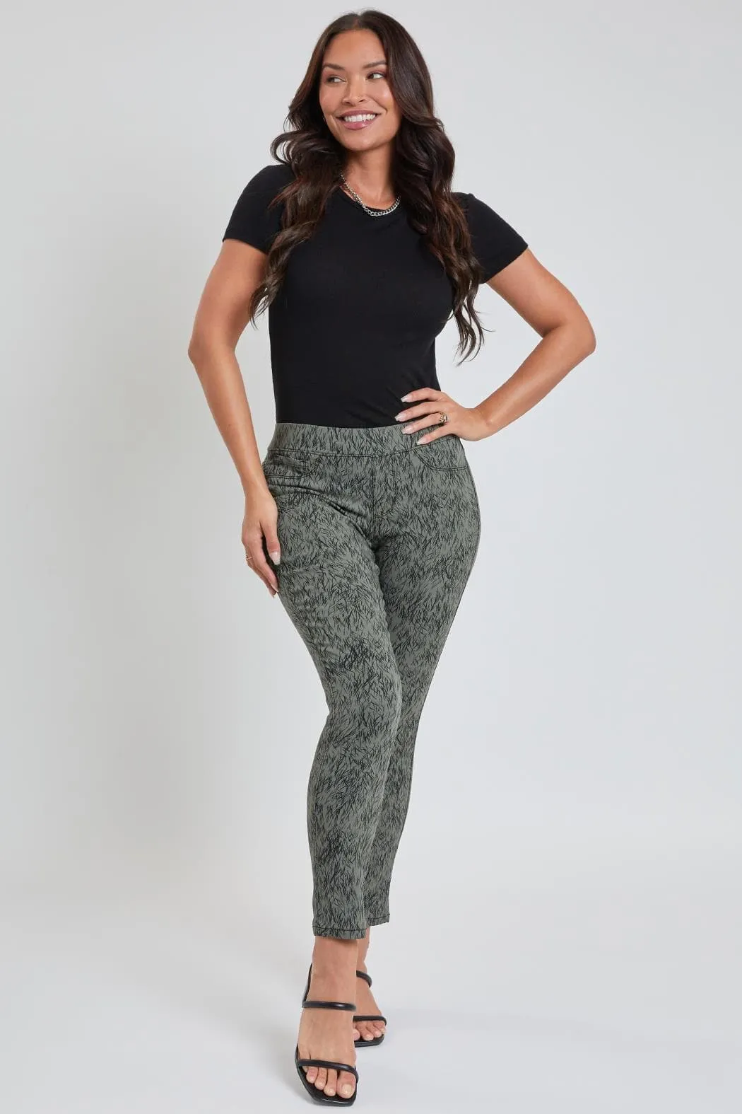 Women's Petite Mid Rise Comfort Stretch Jeggings